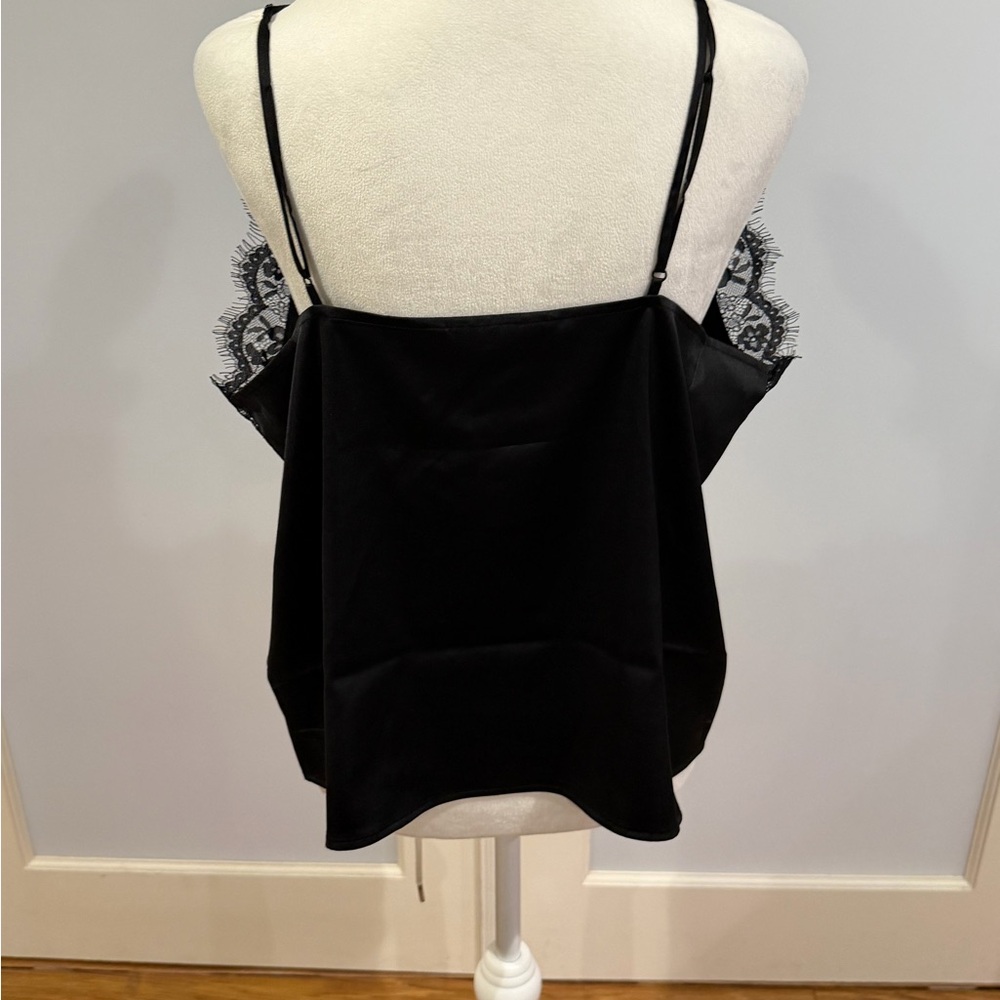 Elegant Black Lace Trim Camisole - Picture 3 of 7
